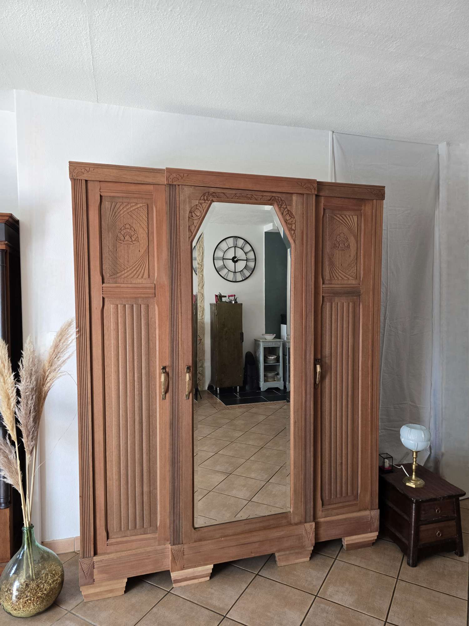 Des armoires Art déco 3 portes — photo 1 sur 3